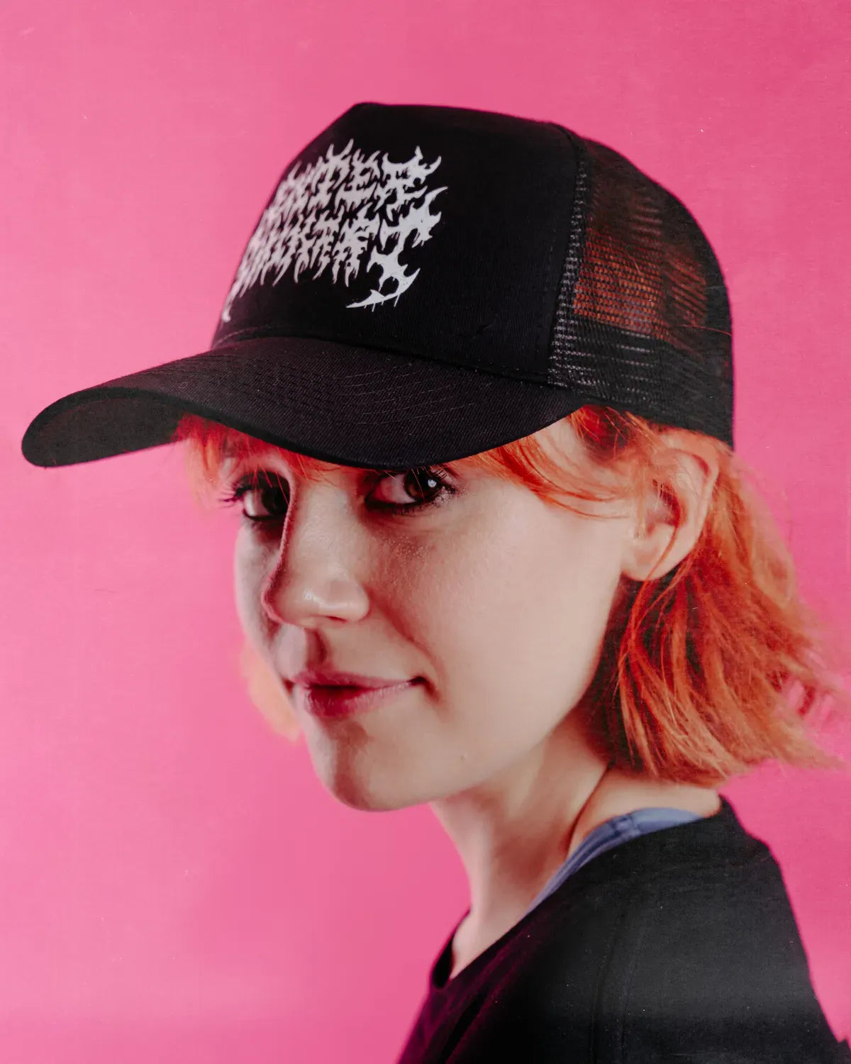 Void Logo Trucker Cap - Black/White
